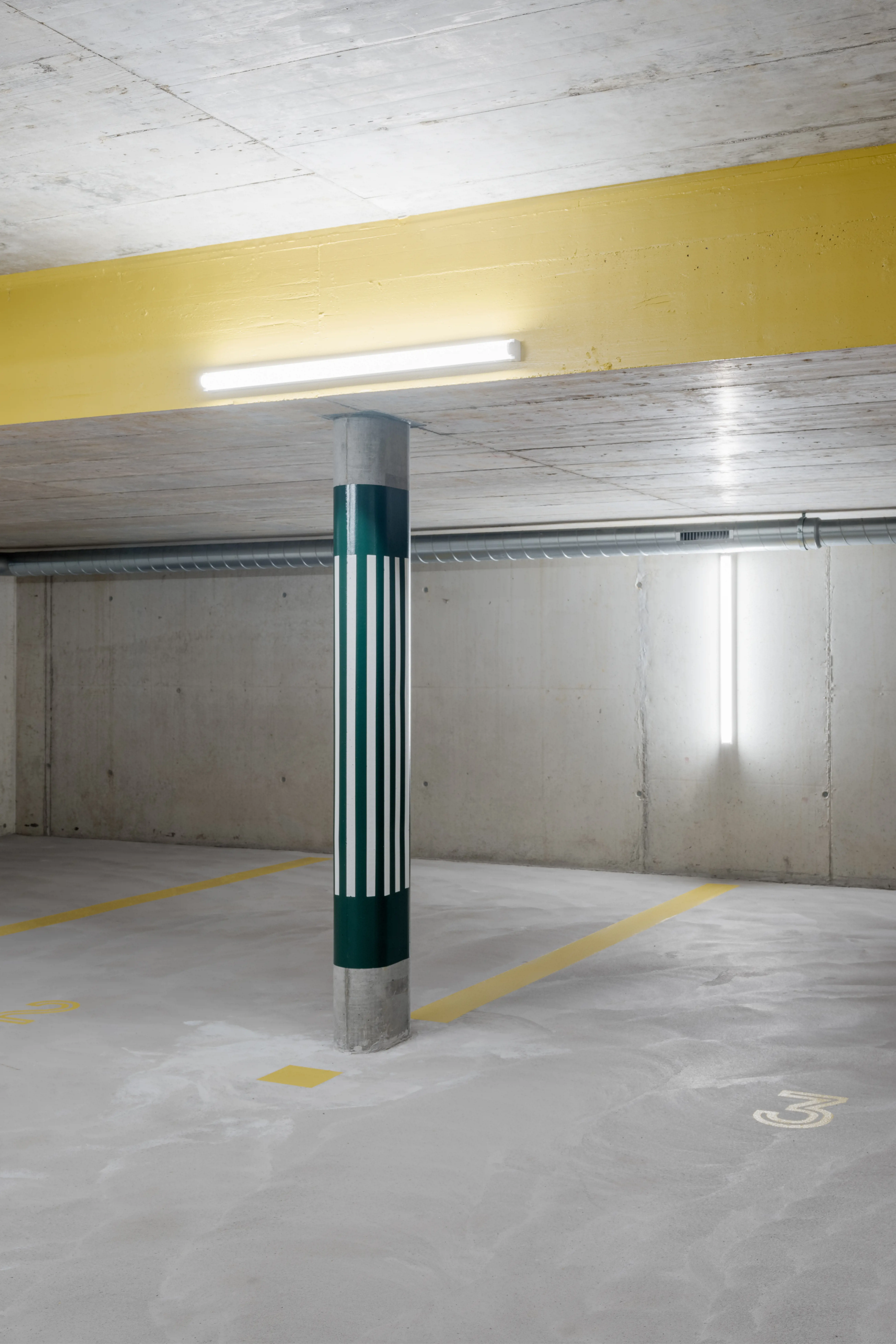 20113 Tiefgarage Florastrasse 2400X3600