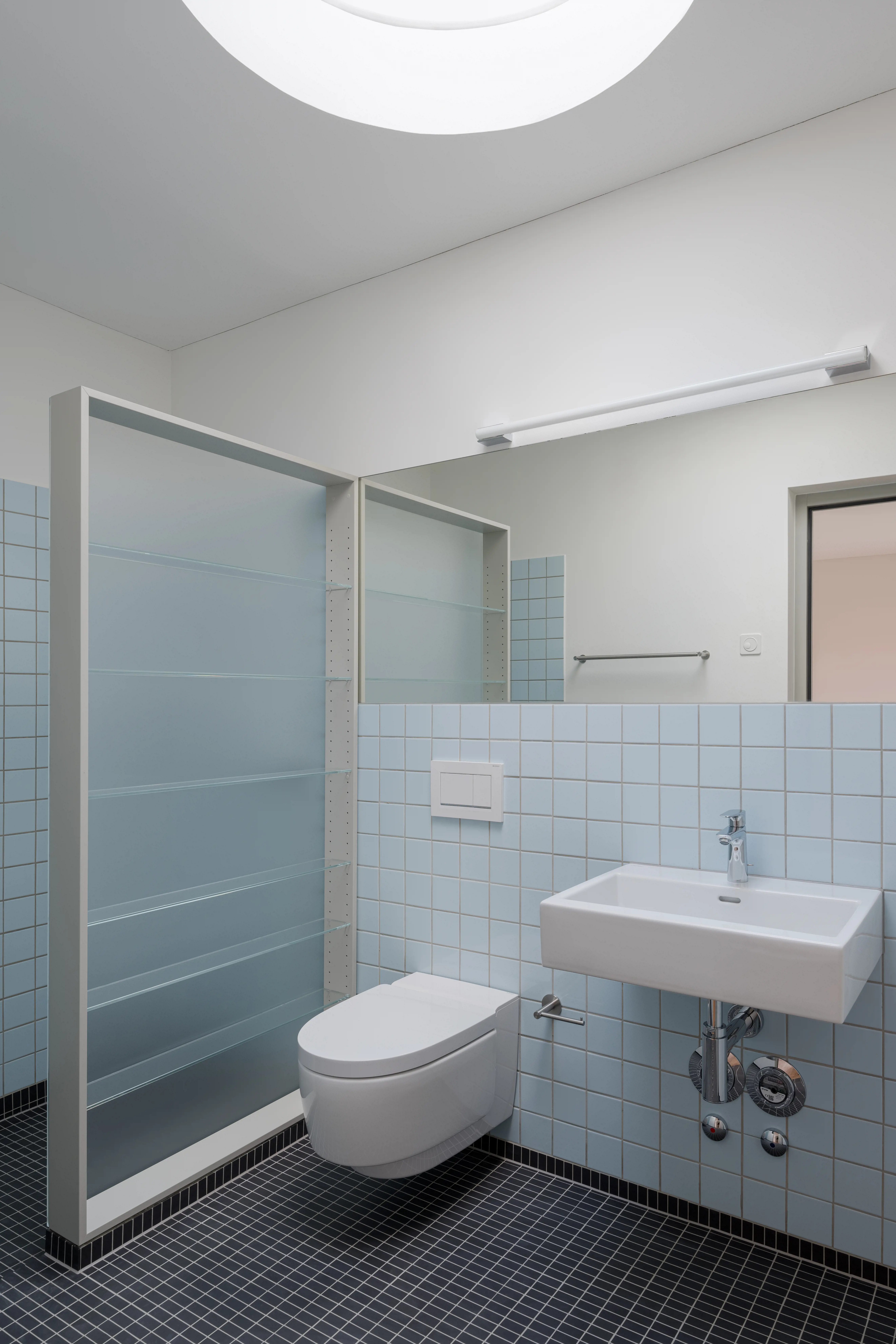 20113 Badzimmer Florastrasse 2400X3600