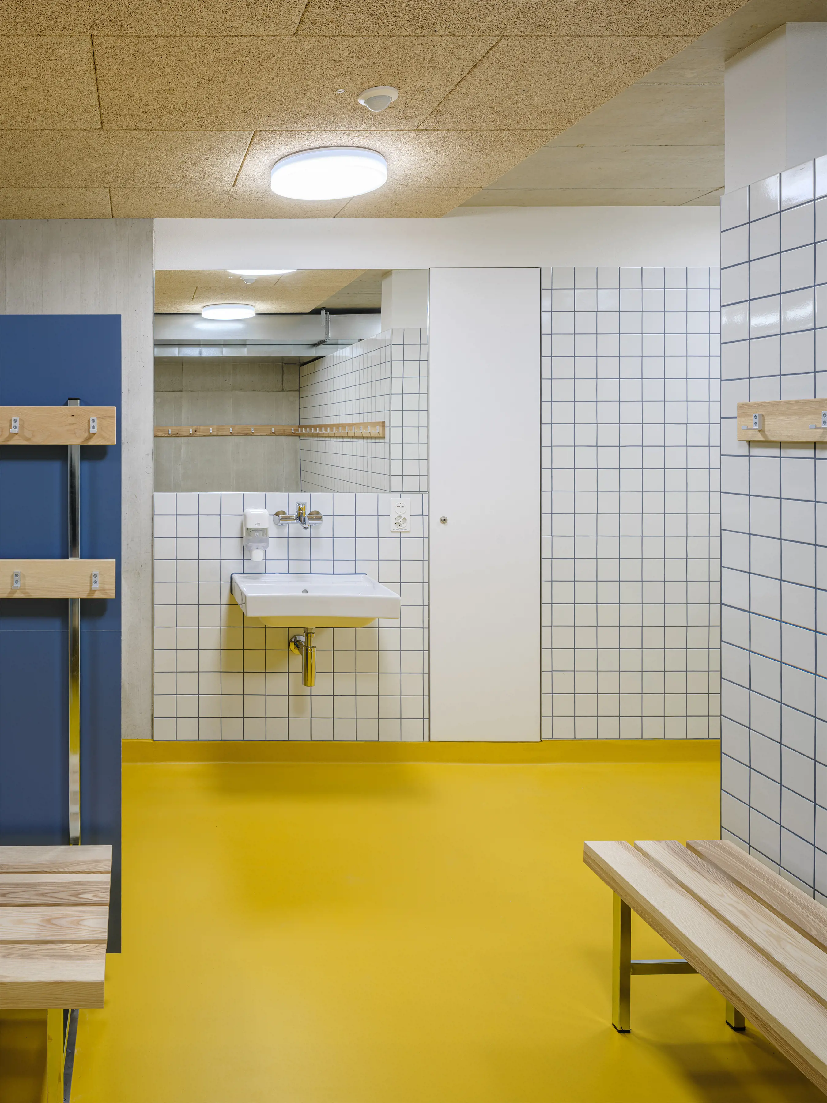 10 Garderobe TH